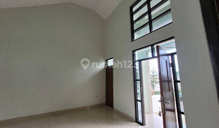 Rumah Minimalis di Komplek Bumi Kahuripan Residence