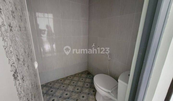 Rumah Minimalis di Komplek Bumi Kahuripan Residence
