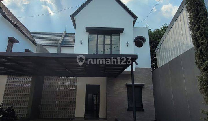 Rumah Hunian Mewah 2 lantai Asri di Cimahi, Bandung  1