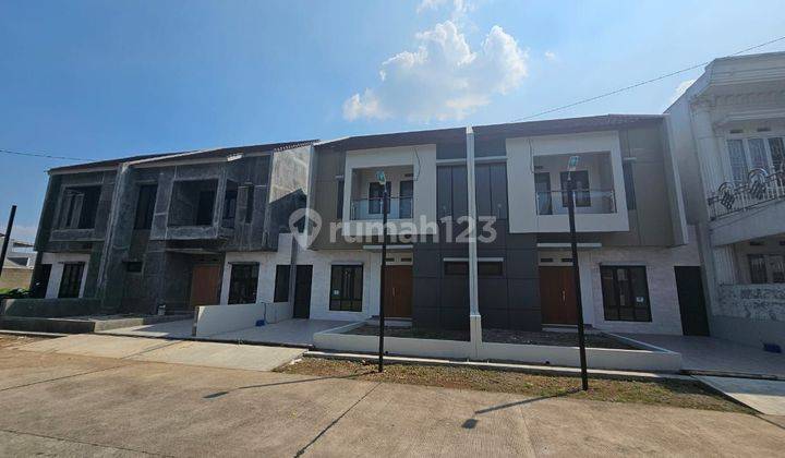 Rumah 2 lantai dekat Telkom University Ciganitri Buahbatu Bandung 1