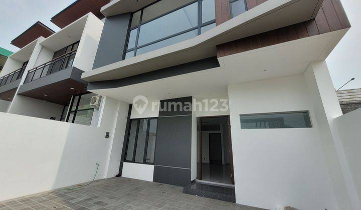 Rumah Baru Minimalis 2 Lantai Di Komplek Setra Duta Bandung Utara 2