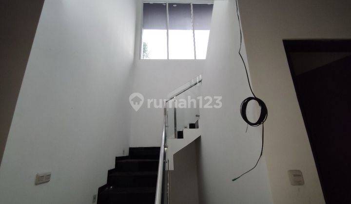 Rumah Modern Lux 2 Lantai Shm Bagus Di Gegerkalong Bandung Utara  2