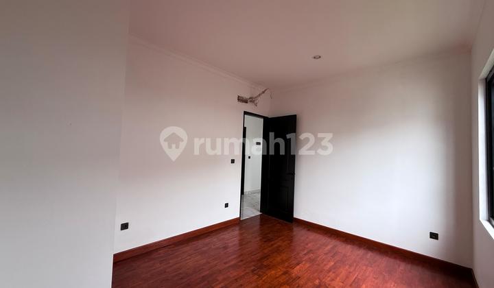 New House American Classic The Icon Cluster Cosmo BSD Tangerang 2