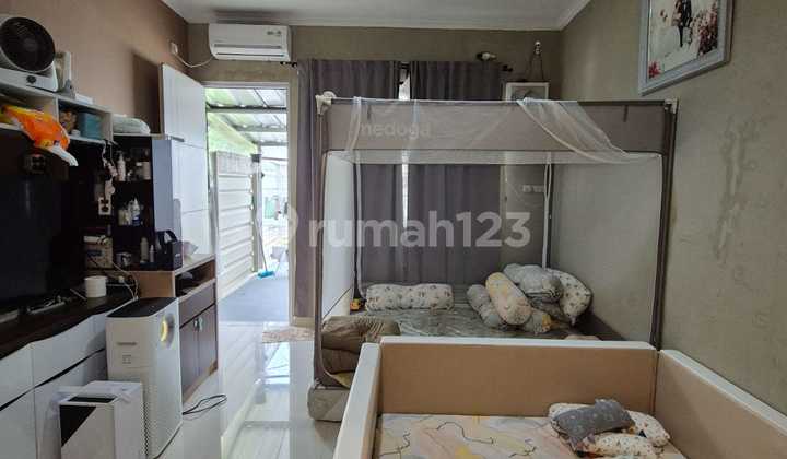 WTS Rumah 2 Lantai Sektor 12.4 Kencana Loka BSD (sudah renovasi)  2