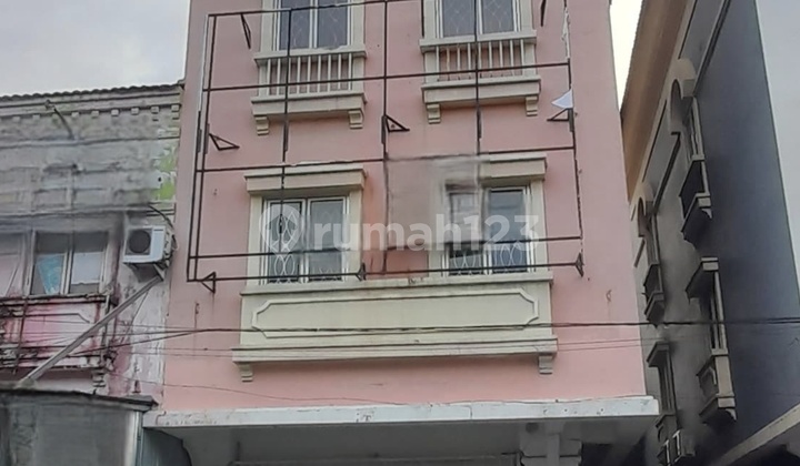 Santa Monica Shop House Gading Serpong Tangerang Banten