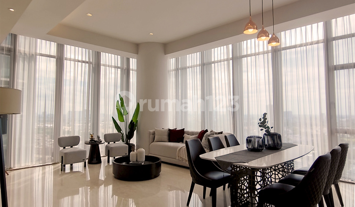 Apartemen 4 BR Saumata Alam Sutera, Corner Unit, Brand New, Private Lift