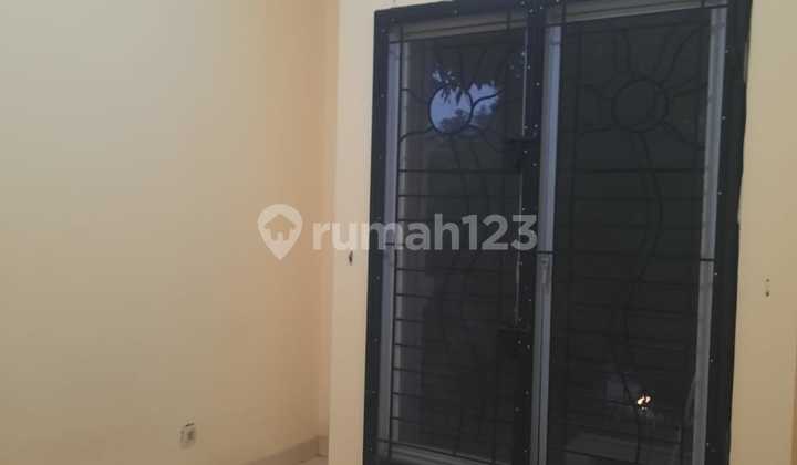 Rumah 2 Lantai di Cluster Crystal Gading Serpong 2