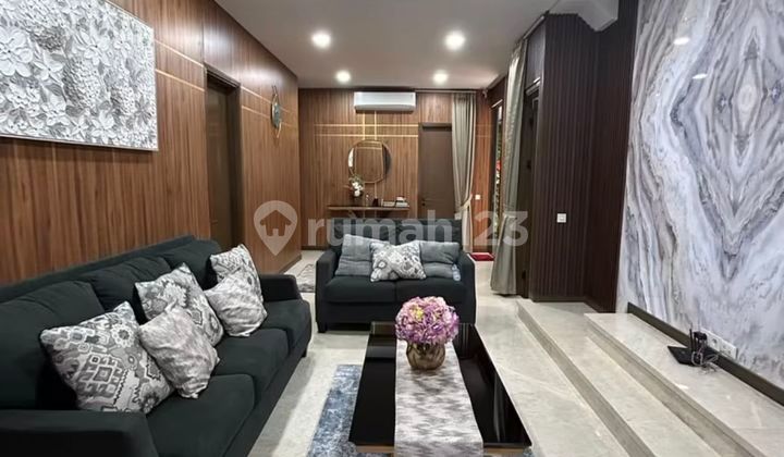 Rumah Mewah Zora Kanade BSD Full furnished Tipe 10