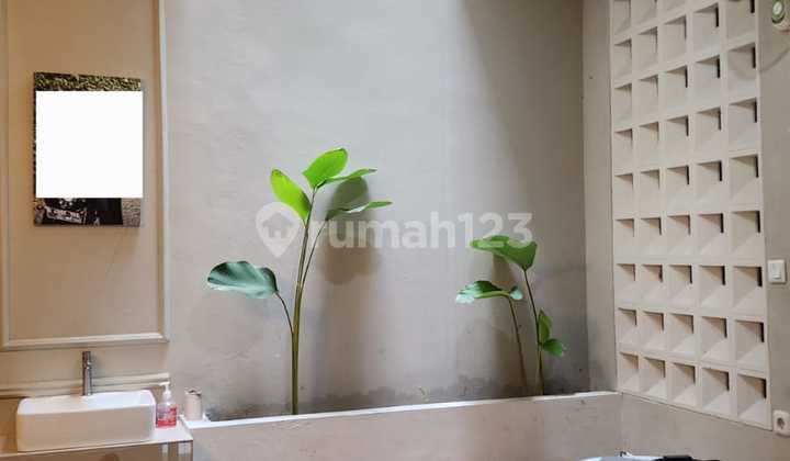 Rumah Kencana Loka BSD Tangerang Selatan Banten