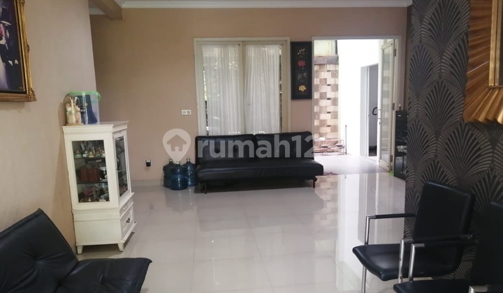 Rumah Ngantong Besar Cluster Beryl Summarecon Serpong Rumah Ngantong Besar Cluster Beryl Summarecon Serpong