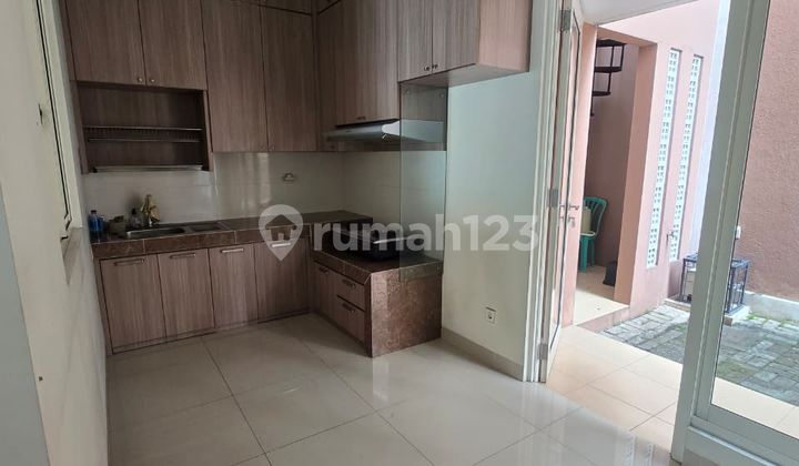 Cluster Flamingo The Springs Gading Serpong (Semi Furnished) 2