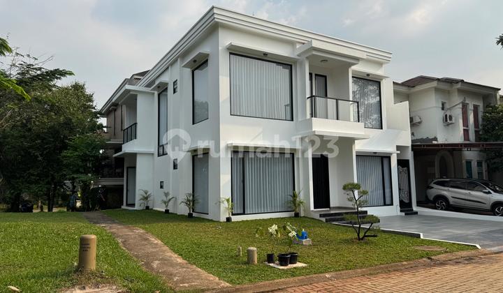 Rumah Bangunan Mandiri Hoek Taman Brand New Cluster Collinare Foresta BSD City