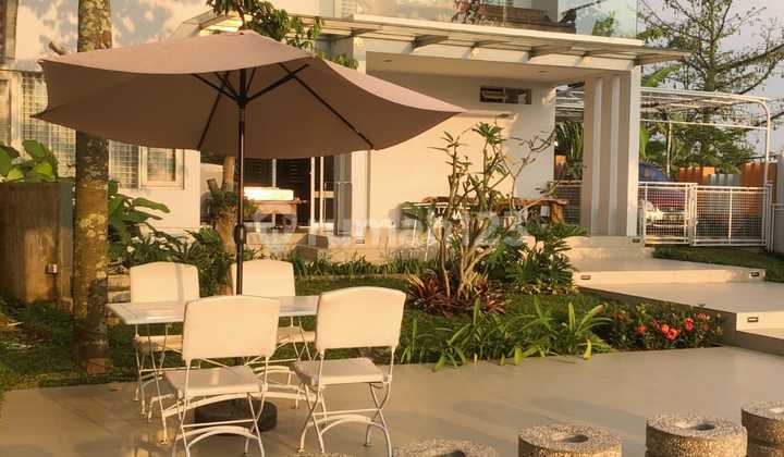 JUAL VILLA MEWAH FULL FURNISHED RESOR DAGO PAKAR BANDUNG