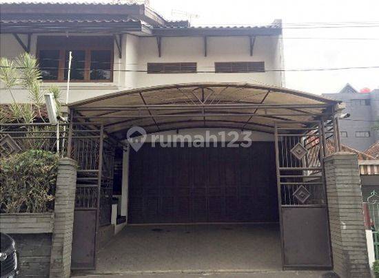 Rumah Klasik Terawat di Tengah Kota Bandung Sayap Ahmad Yani 1