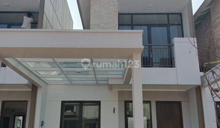 Rumah Minimalis Modern di Fashagriya Podomoro Park Bandung 1