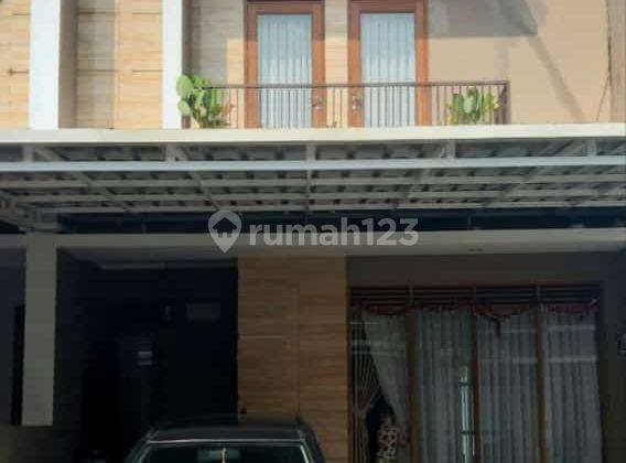 Rumah Murah 3 Lantai Furnish di Pesona Bali Cigugur Bandung Barat 1