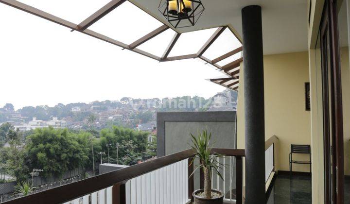 Rumah Lux Modern 3,5 Lt Furnish Nice View di Ciumbuleuit Bandung 1