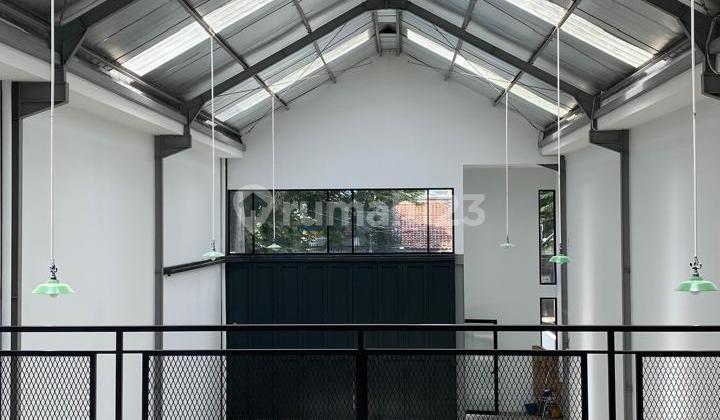 For Sale / Rent Clean Commercial Space on Ciateul Main Road, Bandung City For Sale / Rent Clean Commercial Space on Ciateul Main Road, Bandung City