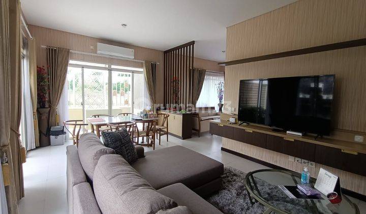 Rumah Cantik Asri Full Furnish di Hook Kota Baru Parahyangan Bdg 1