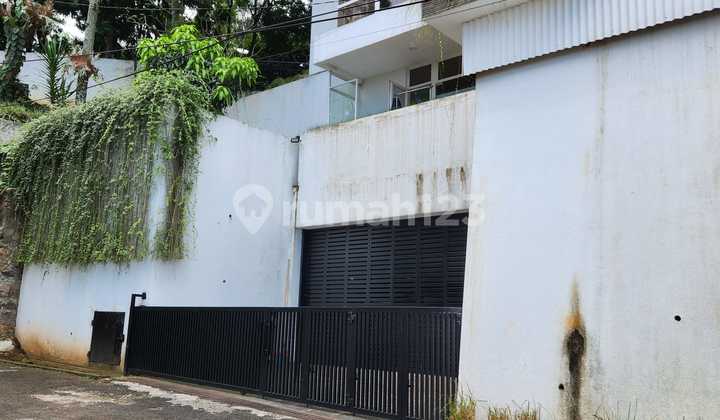 Jual Rumah Modern FFurnish Best City View Di Sayap Dago Bandung