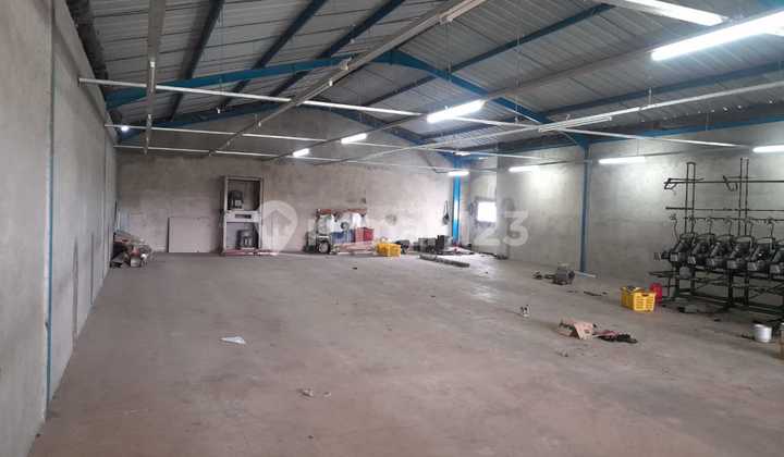 Jual Gudang Strategis 2 Lantai di Mainroad Batujajar Bandung