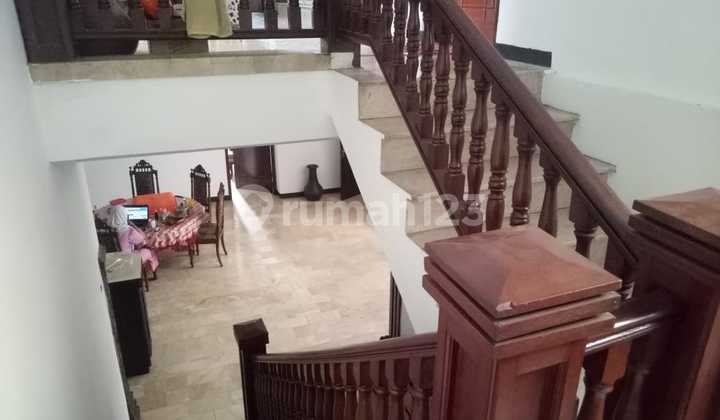 Jual Rumah 2 Lantai Terawat Siap Huni di Turangga Bandung Kota