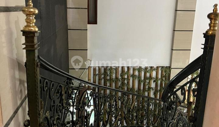 Jual Rumah Mewah / Ruang Usaha di Sayap Dago Bandung Kota 2