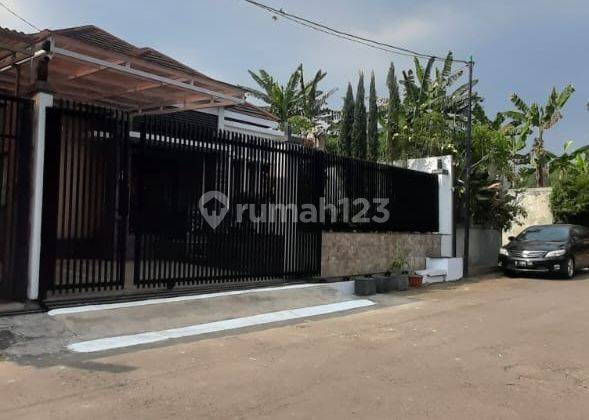 Rumah Cantik Minimalis di Komplek Elite Gegerkalong Bandung Utara 2