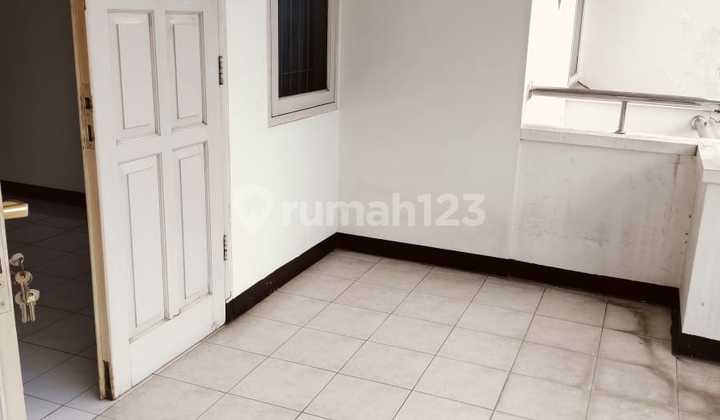 Jual Rumah Murah 2,5 lantai Di Arjuna Pasir Kaliki Bandung  Kota 2