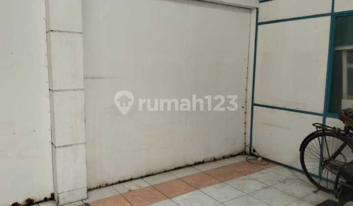 Strategic Ready-to-Use Warehouse & Office Rental in Sayap Rajawali, Bandung Strategic Ready-to-Use Warehouse & Office Rental in Sayap Rajawali, Bandung