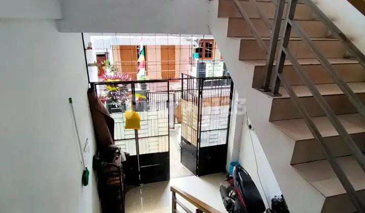Selling Active Strategic Boarding House in Sukaluyu, Bandung City 2