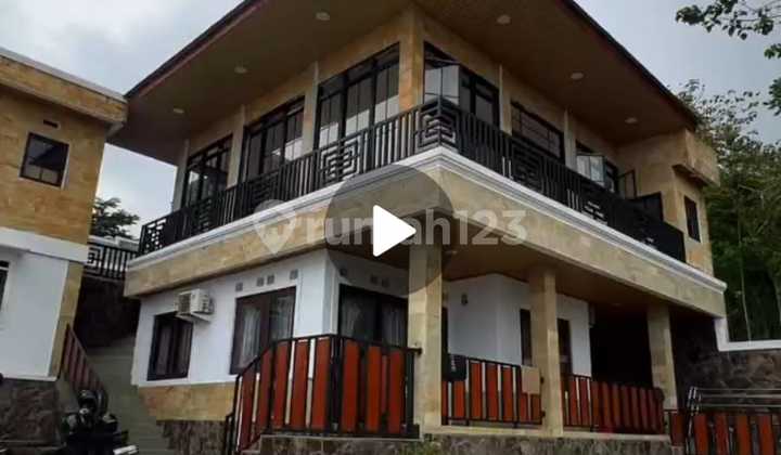 Sell Cheap 3-Storey Villa with Nice View in Cigombong, Puncak, Bogor Sell Cheap 3-Storey Villa with Nice View in Cigombong, Puncak, Bogor