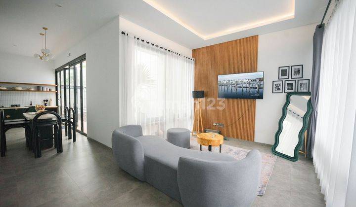 Rumah Full Furnish Ada Kolam Renang di Kolonel Mastur Bandung 2