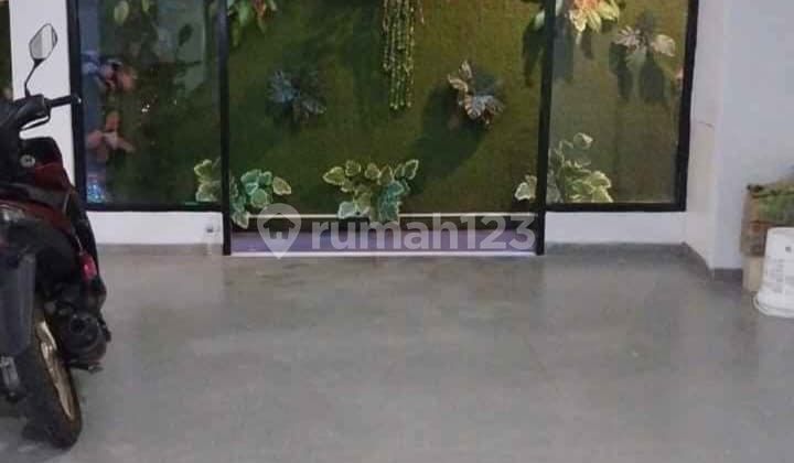 Jual Rumah Villa Murah 3 lantai Di DAERAH PUNCLUT BANDUNG UTARA  2