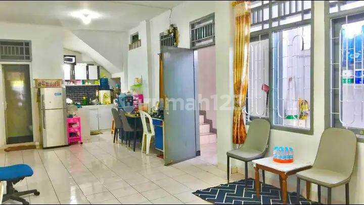 For Sale@Strategic Boarding House by the Main Road Cisitu Dago, Bandung City 2