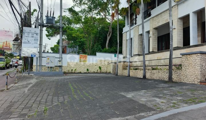 Two-Story Shop House by the Main Road, Pecatu Jimbaran
