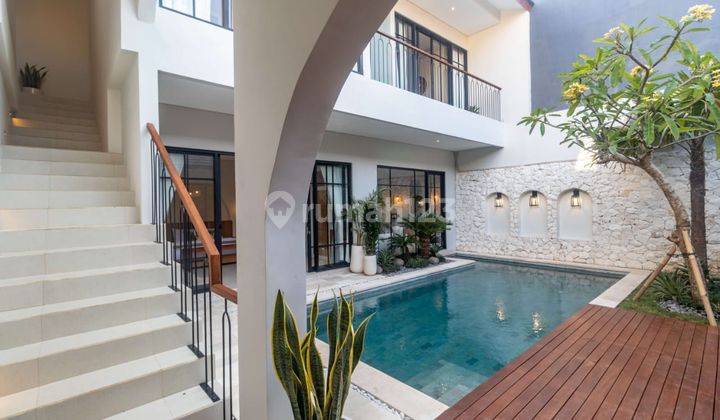 Dijual Villa Baru Lokasi Straregis Mjimbaran Bali 1