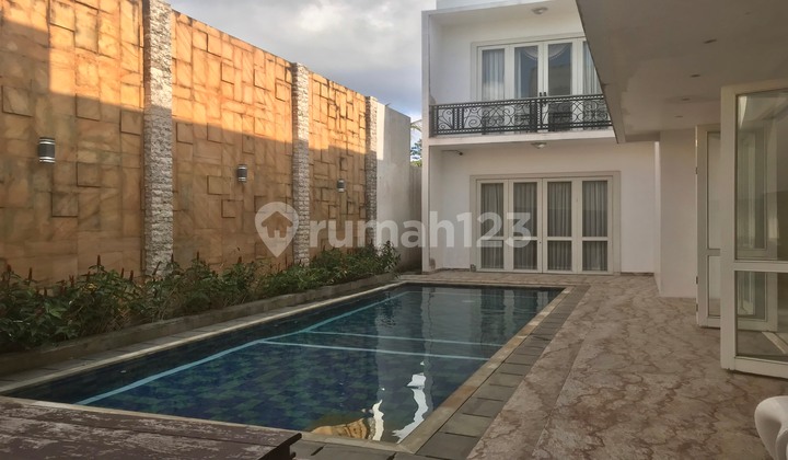 SPACIOUS VILLA FOR SALE IN PECATU BALI GOLF RESORT AREA 2