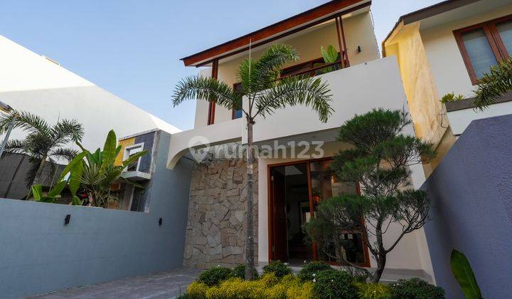 Dijual Villa Baru Fully Furnished Ungasan Pecatu Bali 2