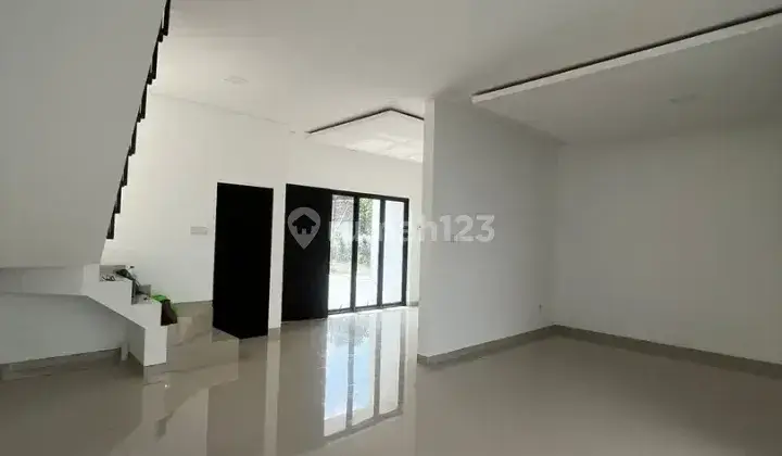 DIJUAL RUMAH BARU GREES TIMUR PASAR GENTAN JAKAL KM 9,5 2