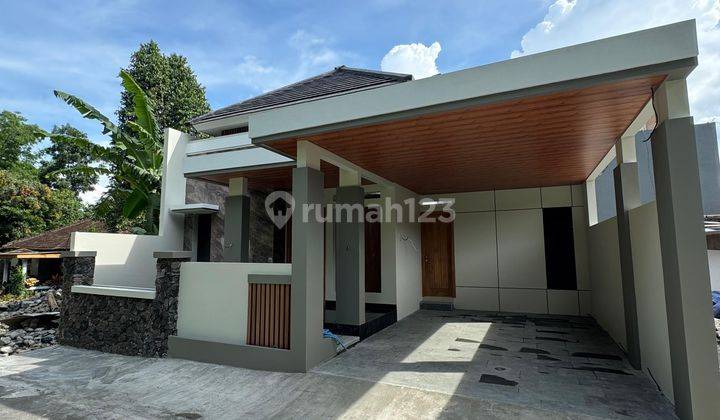 Dijual Rumah Baru Tropis Modern Dekat Kampus Uii Jakal Km 13 1