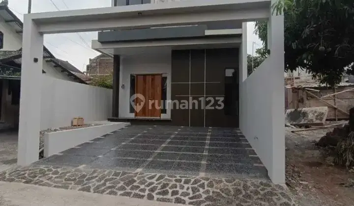 DIJUAL RUMAH MEWAH ELEGAN DEKAT UGM JAKAL KM 8 SLEMAN 2