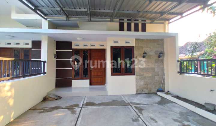 Rumah Cantik Minimalis Dagen Pendowoharjo Sewon 2