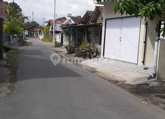 Diiual Kost Ruang Usaha Teli Jln Aspal Belakang Umy Diiual Kost Ruang Usaha Teli Jln Aspal Belakang Umy