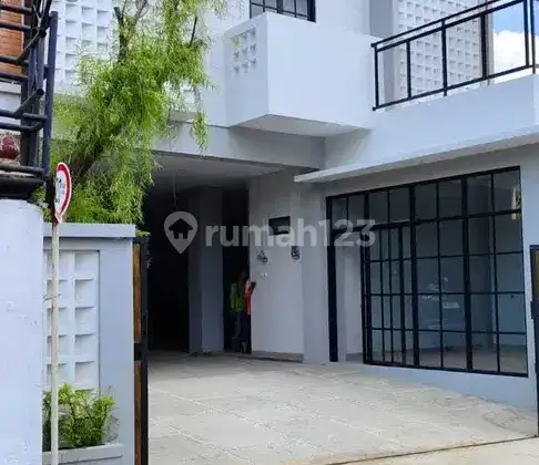 Kost Exclusive Murah Bangunan Baru Lahan Luas Kawasan Premium Seturan 1