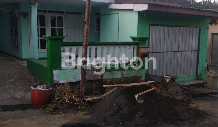 Rumah 1 lt muraah dekat polres Junrejo Batu 2