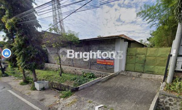 Gudang Luas Bekas Pabrik Sari Apel di Kota Batu 1