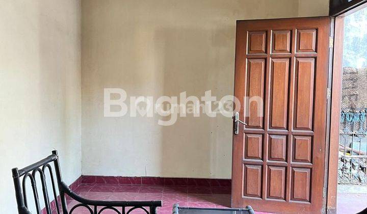 Rumah Usaha 2 Lt Lebar Nol Jalan Propinsi Jalan Kaki ke Alun Alun Kota Batu 2