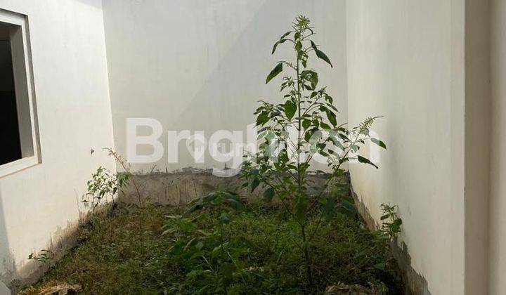 Rumah / Villa 2 Lantai Batu Malang 2