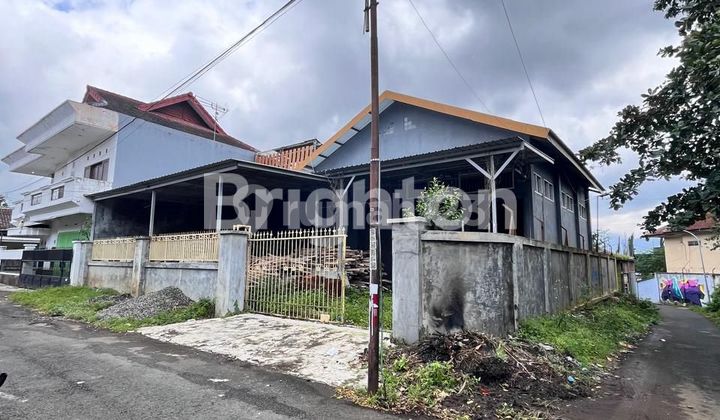 Gudang Luas Posisi Hook di Kota Batu 1